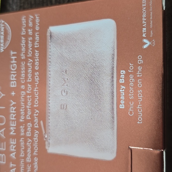 SIGMA BEAUTY BRAND WOMEN'S GETAWAY GLAM BRUSHSET - Picture 4 of 10